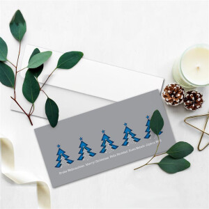 50x Weihnachtskarten-Set DIN Lang in Grau mit blauen Tannenbäumen und Text - Faltkarten mit passenden Umschlägen DIN Lang Hochweiß mit Haftklebung - Weihnachtsgrüße für Firmen und Privat
