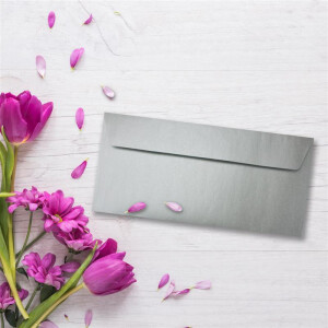 25 Silber-Metallic Brief-Umschläge DIN Lang - 11 x 22 cm - Haftklebung - glänzende Kuverts für große Einladungen und Karten, Hochzeit & Weihnachten